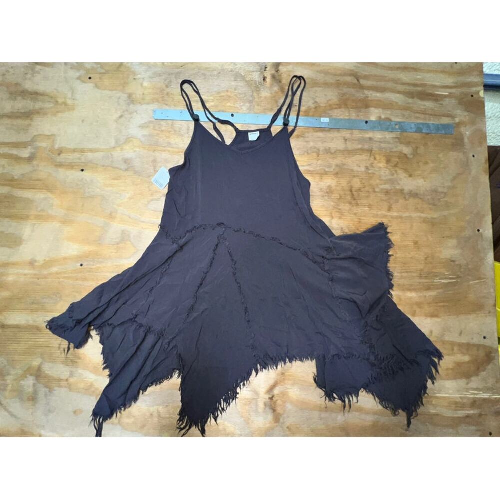 Intimately Free People Gr Motif top size lg MSRP $88